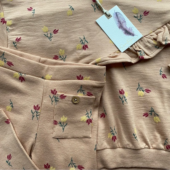 NWT Jessica’s Simpson set - Picture 2 of 2